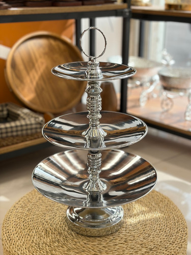 شیرینی خوری فلزی سه طبقه رنگ سیلور