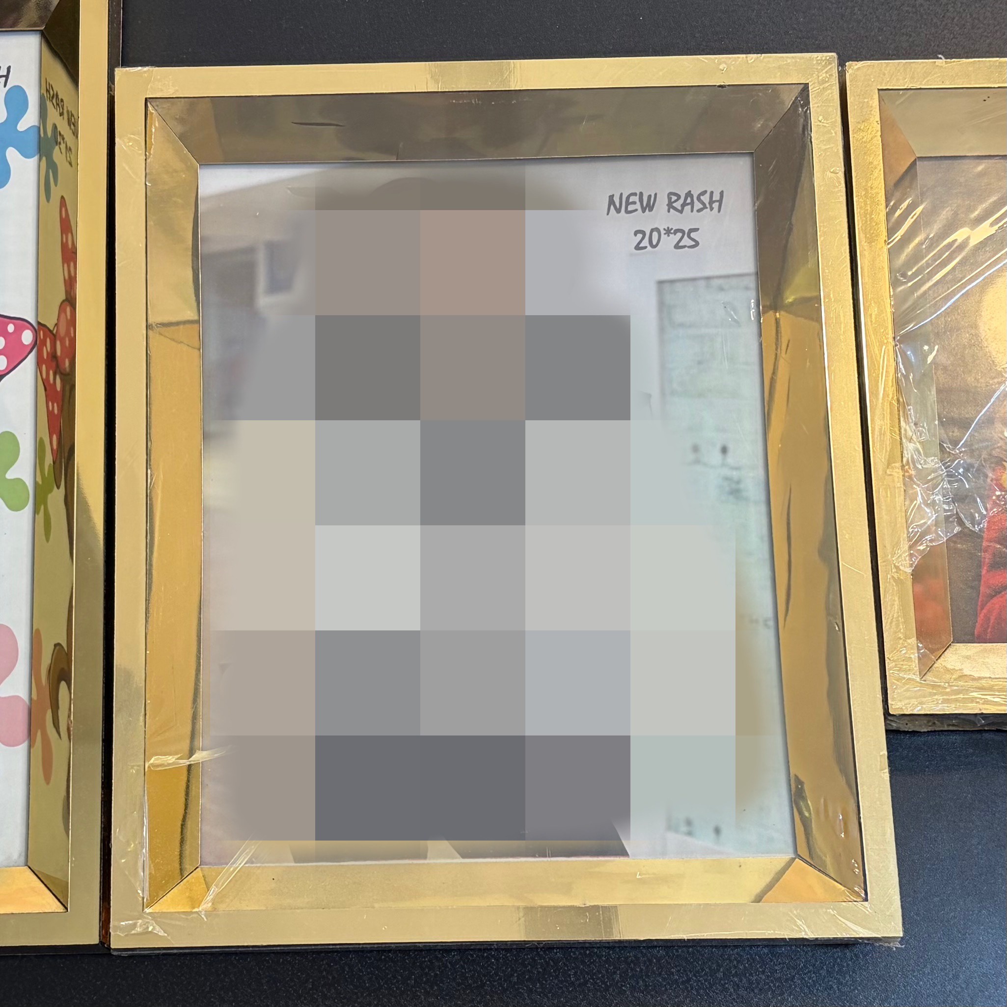 قاب عکس آینه ای 20x25 رنگ طلایی