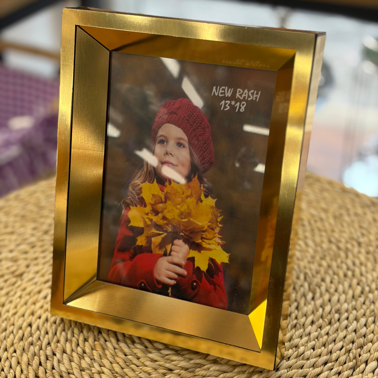 قاب عکس آینه ای 13x18 رنگ طلایی